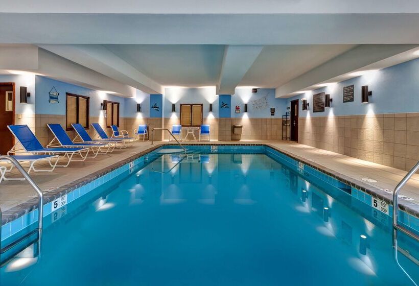 فندق Hampton Inn Waterbury