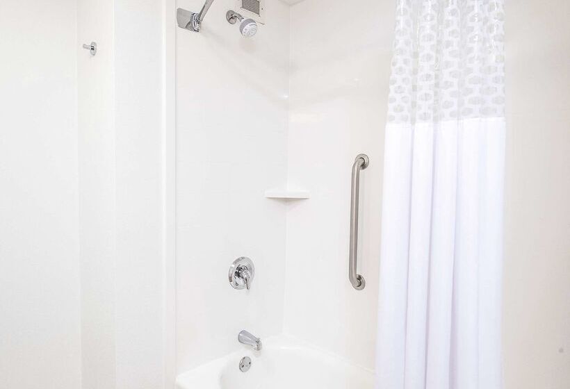 فندق Hampton Inn Waterville