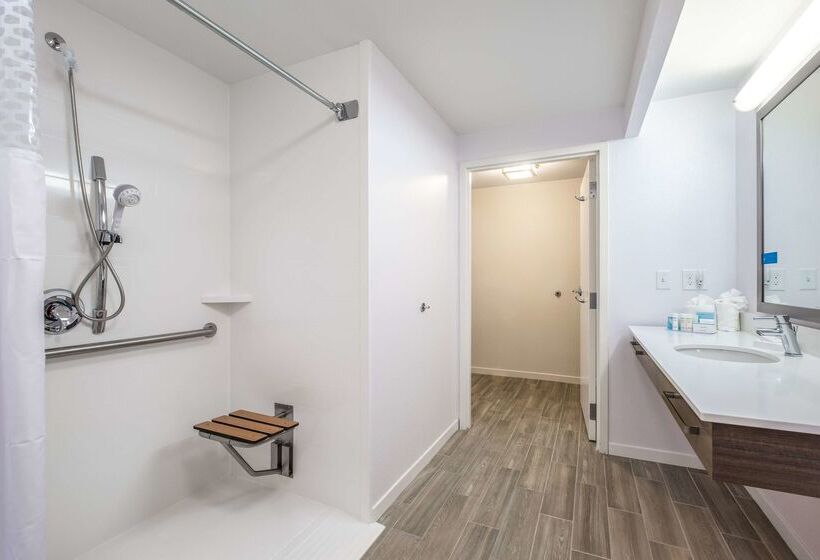 فندق Hampton Inn Waterville