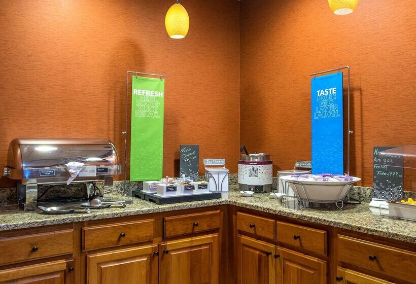 فندق Hampton Inn Waterville