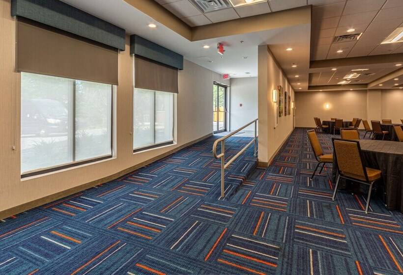 فندق Hampton Inn Winchester N/conference Center, Va
