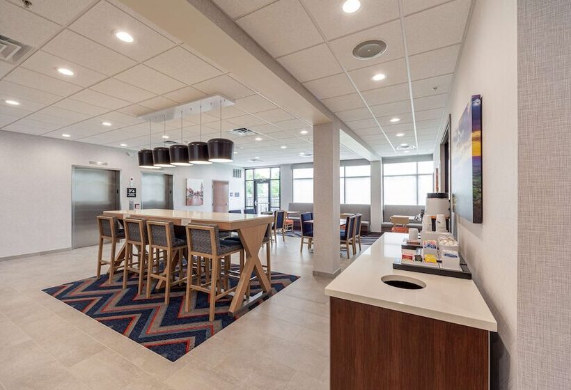 فندق Hampton Inn Winchester N/conference Center, Va