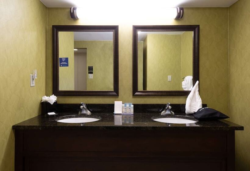 فندق Hampton Inn Winstonsalem Hanes Mall