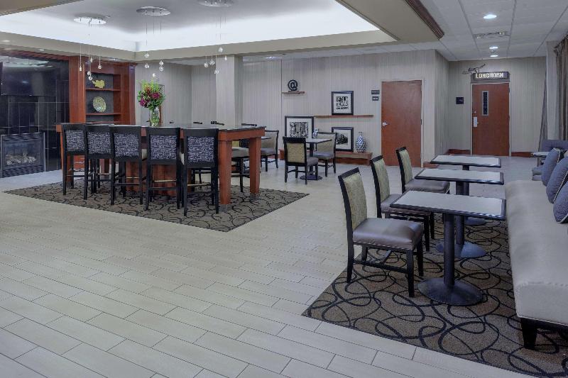 فندق Hampton Inn Woodbridge