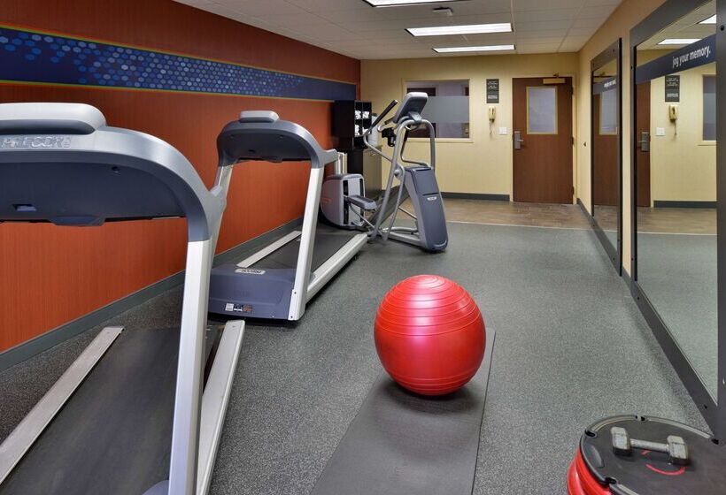 فندق Hampton Inn Wytheville