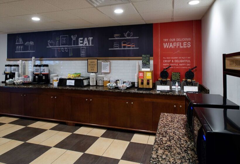 فندق Hampton Inn Wytheville