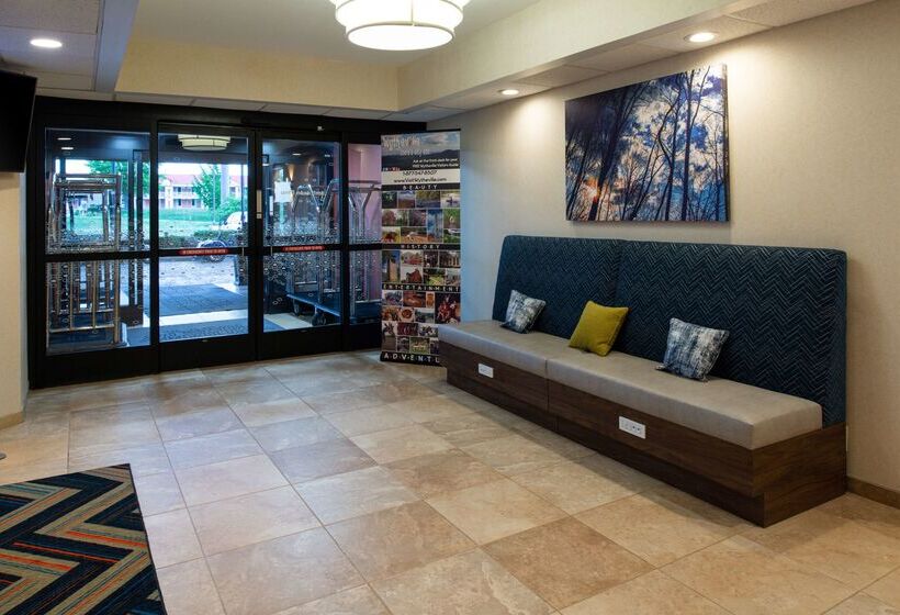 فندق Hampton Inn Wytheville