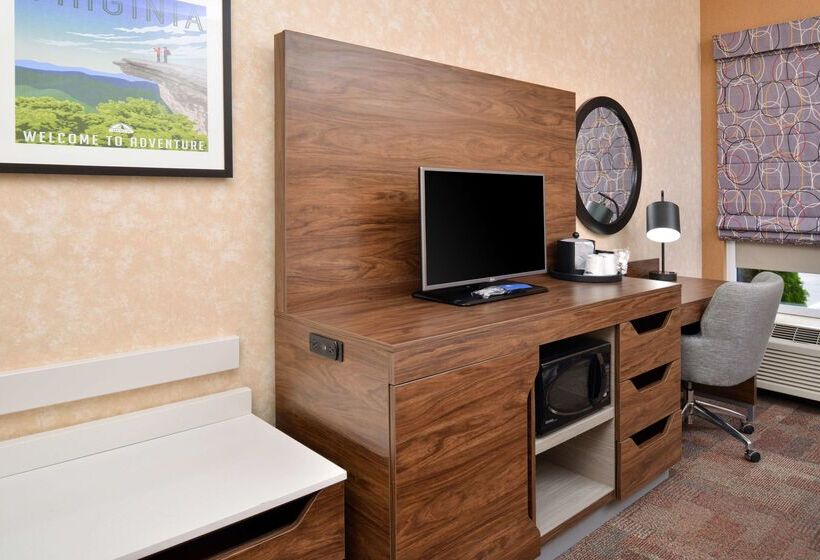 فندق Hampton Inn Wytheville