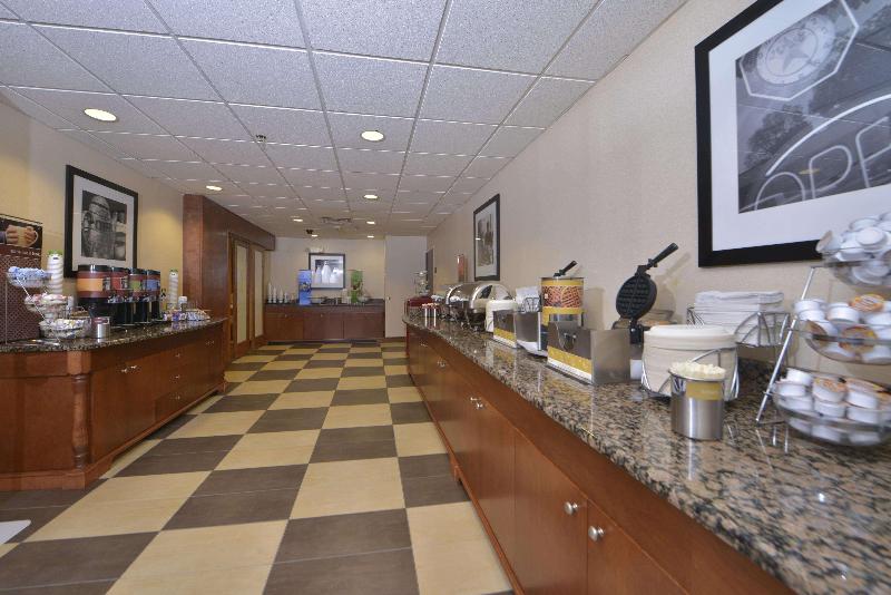 فندق Hampton Inn Wytheville