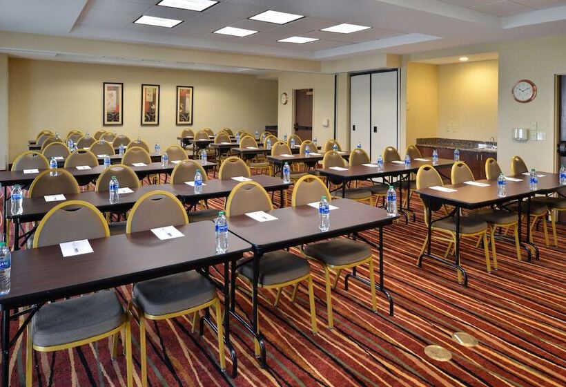 فندق Hampton Inn Wytheville