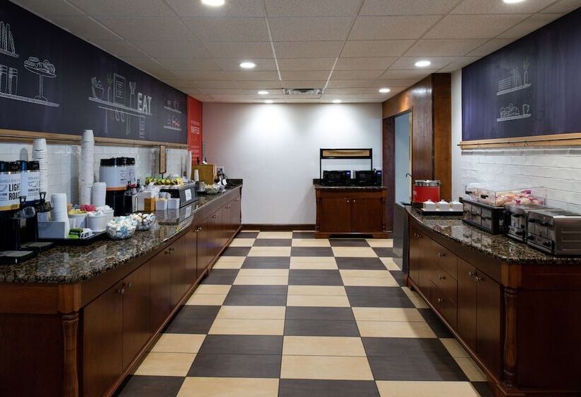 فندق Hampton Inn Wytheville