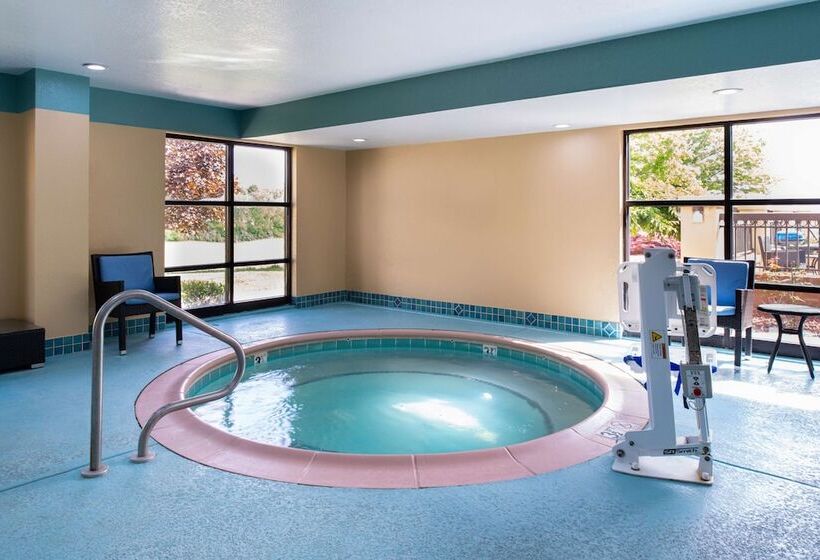 فندق Hampton Inn Wytheville