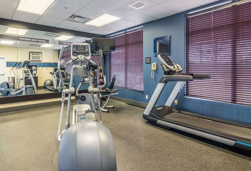 فندق Hampton Inn Youngstown North