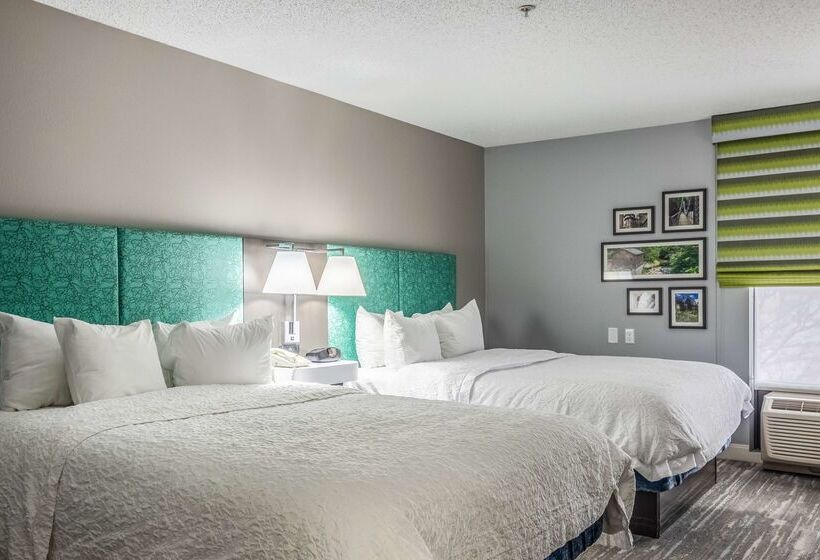 فندق Hampton Inn Youngstown North