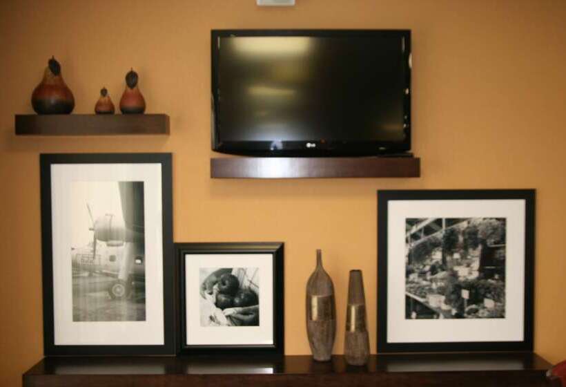 فندق Hampton Inn Youngstown North