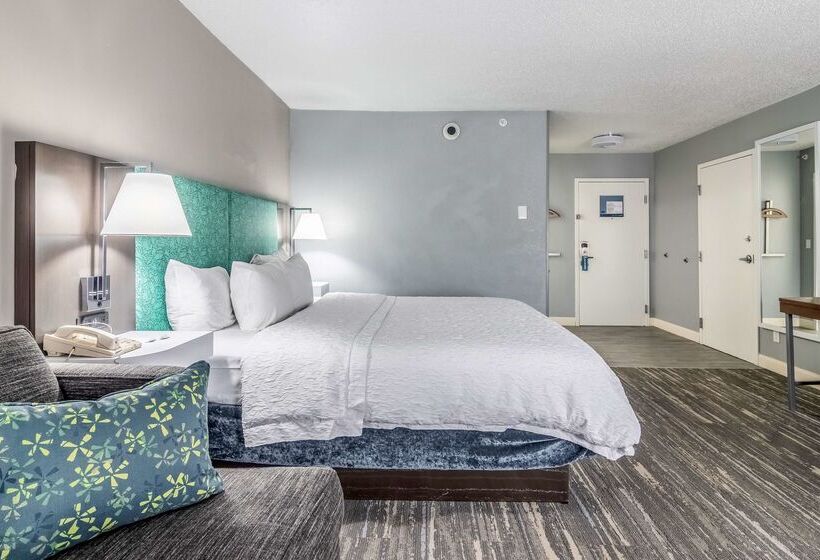 فندق Hampton Inn Youngstown North