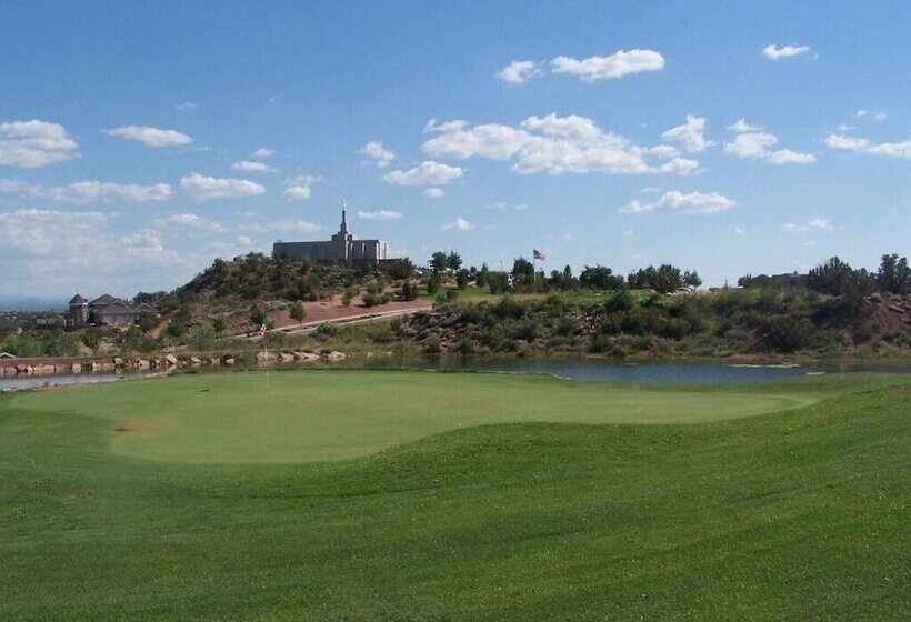 בית מלון כפרי Heritage Inn