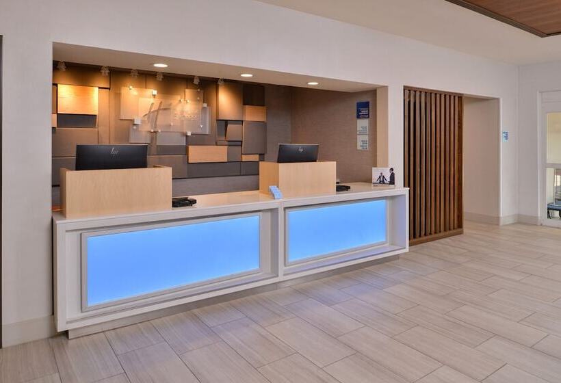 فندق Holiday Inn Express Stockton Southeast, An Ihg
