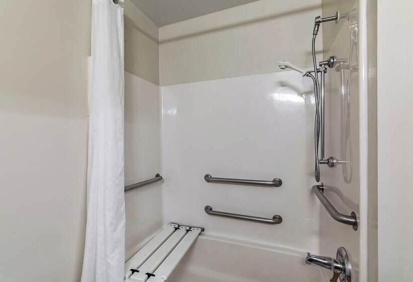 호텔 Hometowne Studios & Suites By Red Roof Charlotte Concord