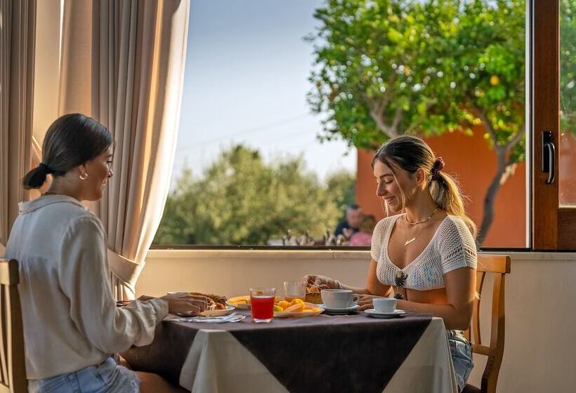 فندق Il Girasole