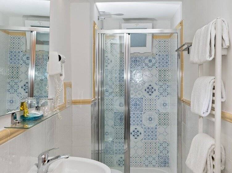 فندق Il Girasole