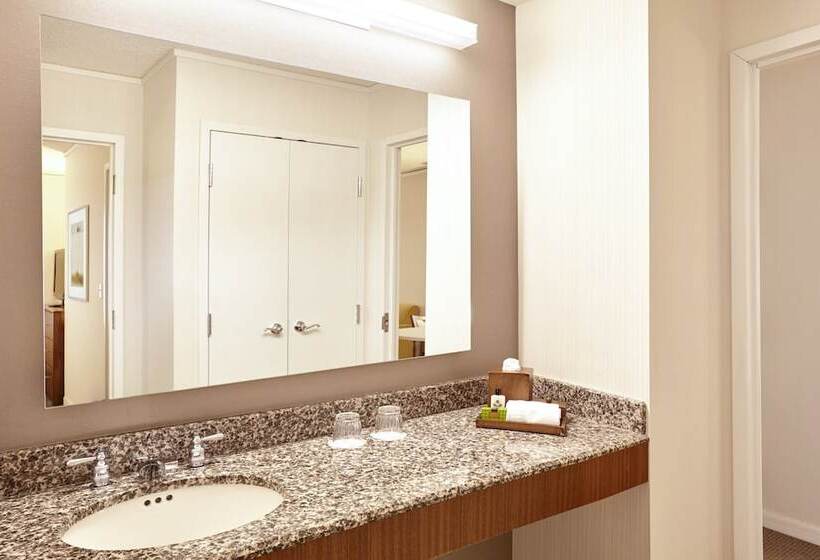 Intercontinental Suites Hotel Cleveland, An Ihg