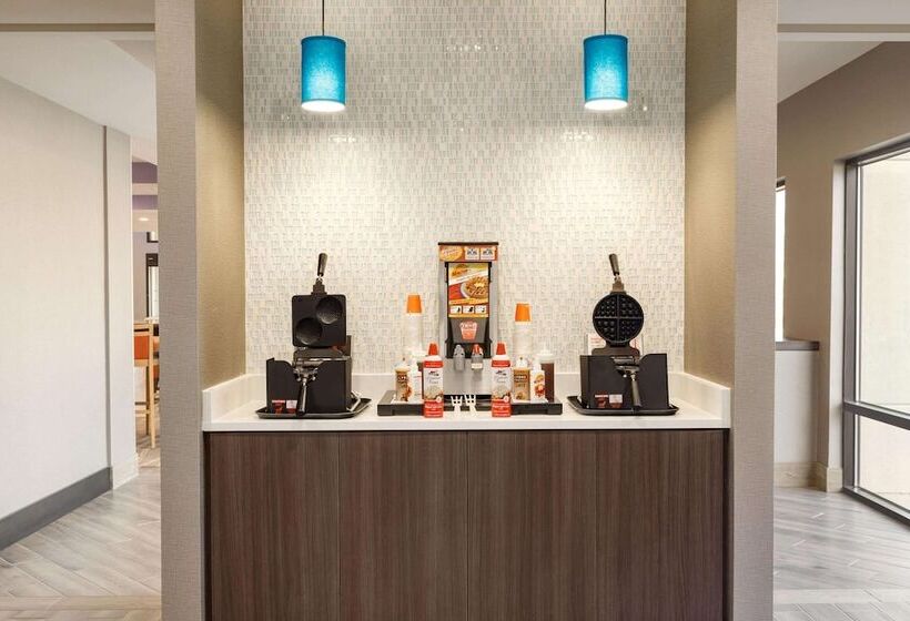 فندق La Quinta Inn & Suites By Wyndham St Louis Route 66