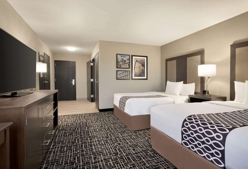 فندق La Quinta Inn & Suites By Wyndham St Louis Route 66