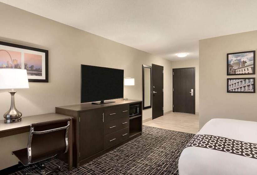 فندق La Quinta Inn & Suites By Wyndham St Louis Route 66