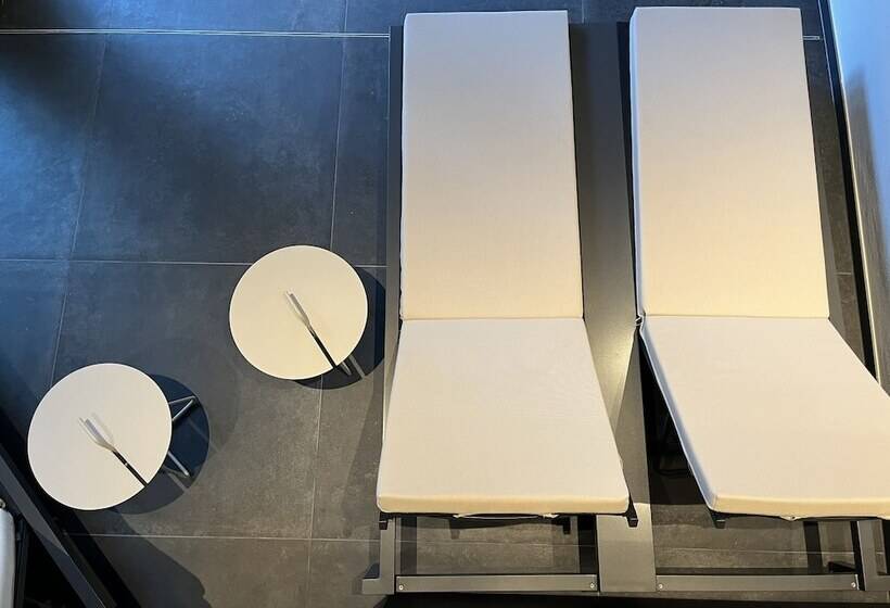 בית מלון כפרי Ladurner