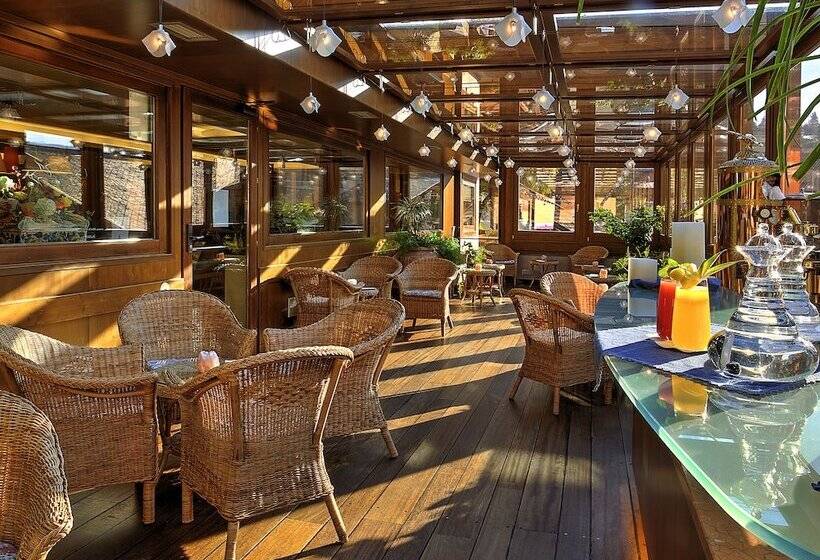 호텔 Luna Wellness