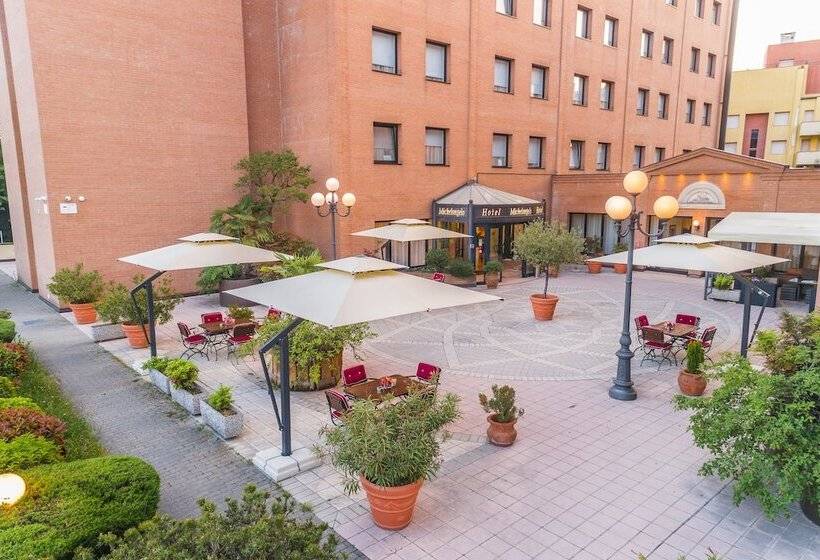 בית מלון כפרי Michelangelo