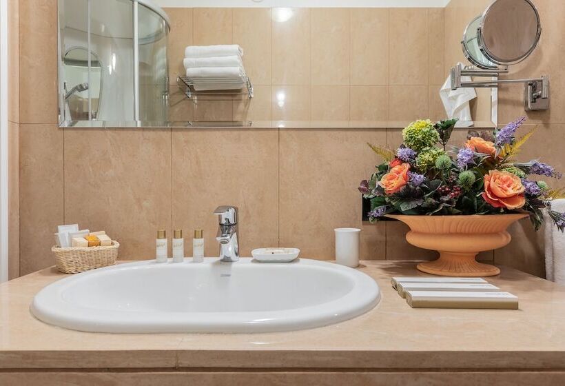 בית מלון כפרי Michelangelo