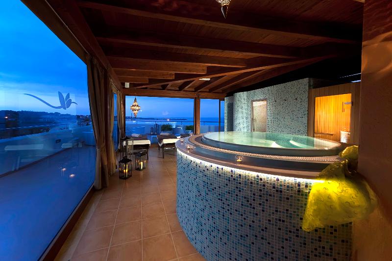 هتل Mira Spiaggia