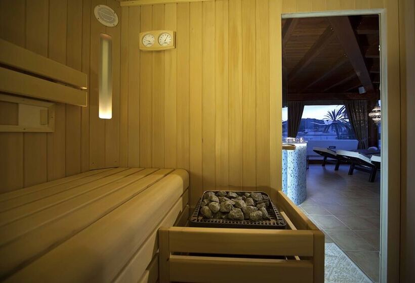 هتل Mira Spiaggia