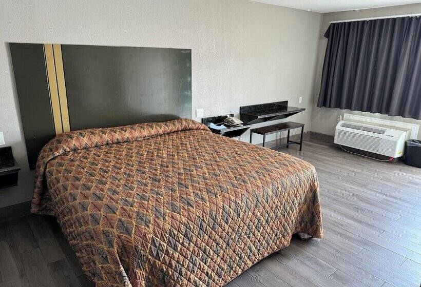 호텔 Nola Inn & Suites