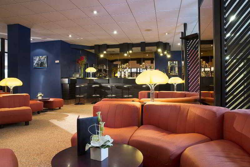 Отель Oceania Quimper