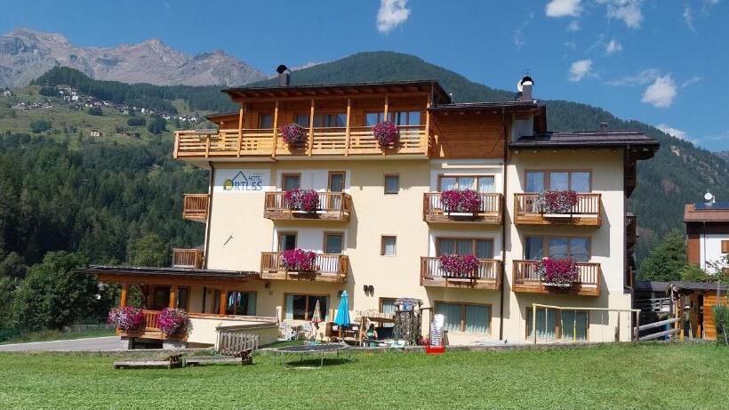 Отель Ortles Dolomiti Walking & Spa