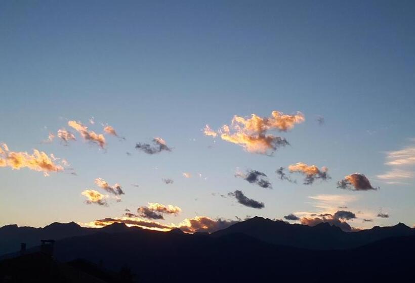 בית מלון כפרי Ortles Dolomiti Walking & Spa