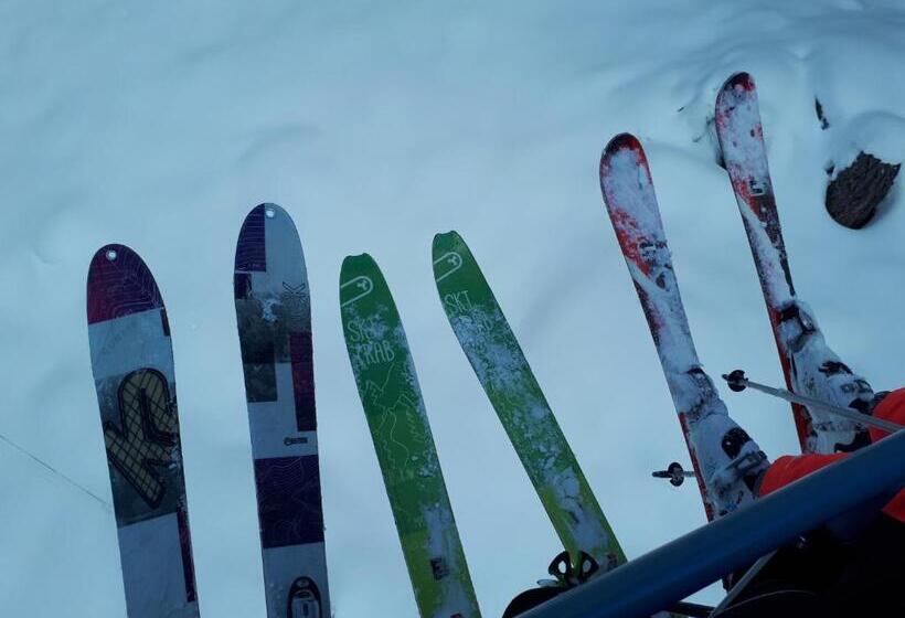 בית מלון כפרי Ortles Dolomiti Walking & Spa