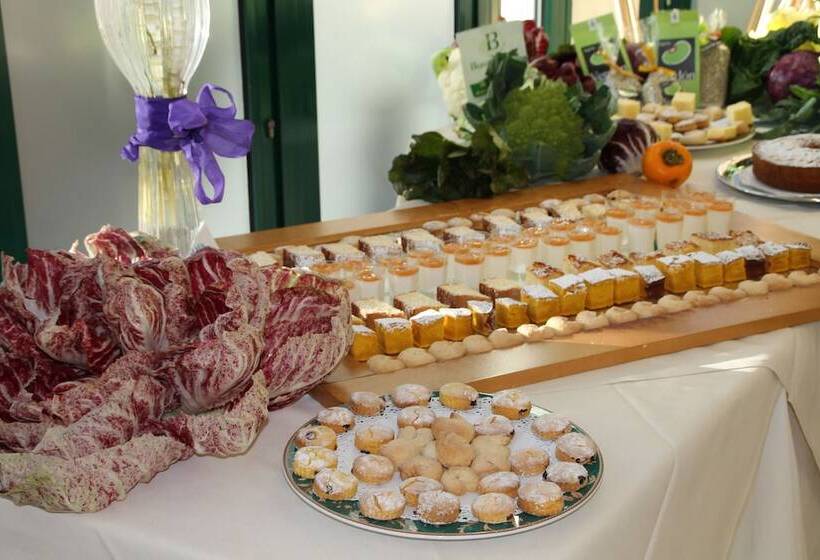 Park Hotel Ai Pini & Restaurant Ai Pini