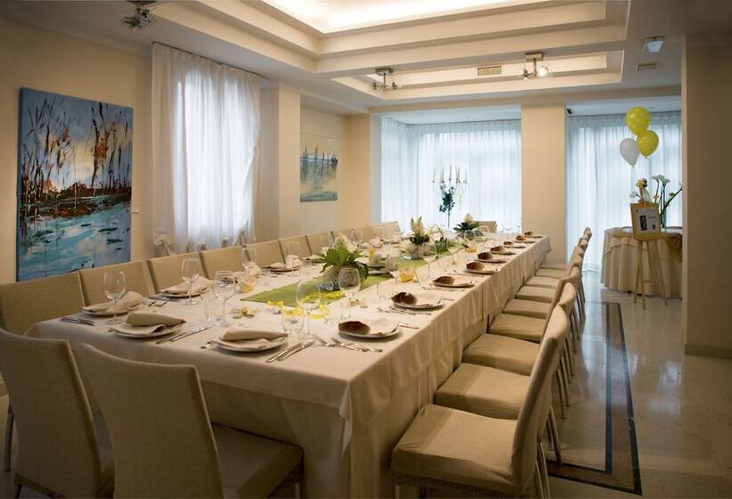 Park Hotel Ai Pini & Restaurant Ai Pini