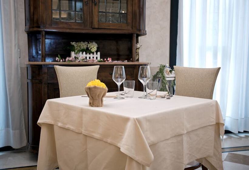 Park Hotel Ai Pini & Restaurant Ai Pini