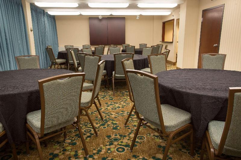 فندق Pear Tree Inn St. Louis Near Union Station