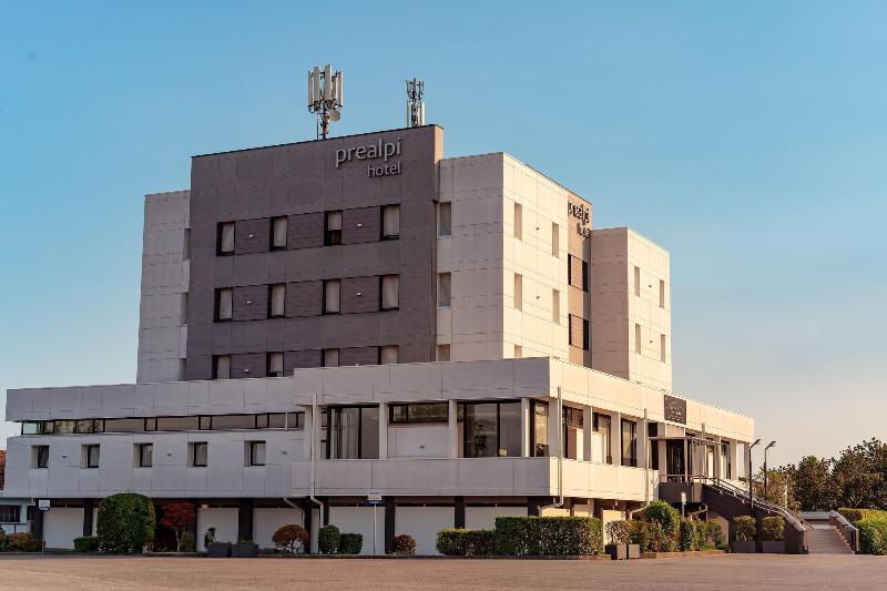 ホテル Prealpi