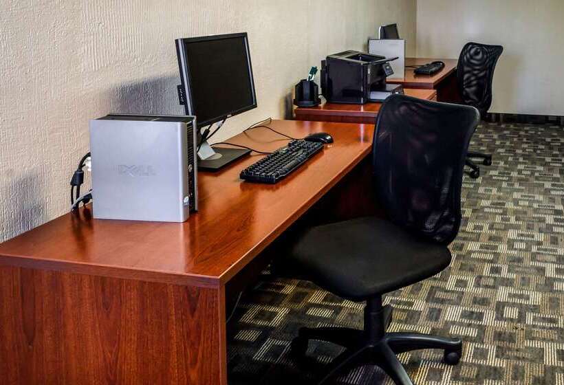 فندق Quality Inn Moss Point   Pascagoula