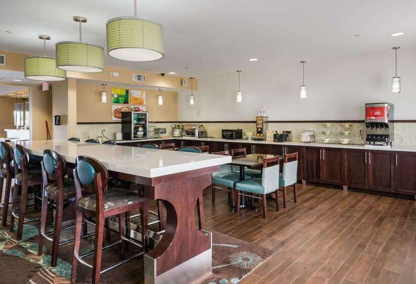 בית מלון כפרי Quality Inn & Suites Quincy  Downtown