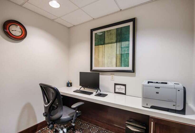 فندق Quality Inn & Suites Quincy  Downtown