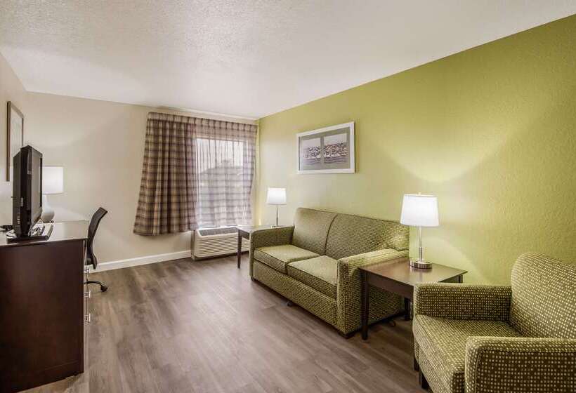 فندق Quality Inn & Suites Quincy  Downtown