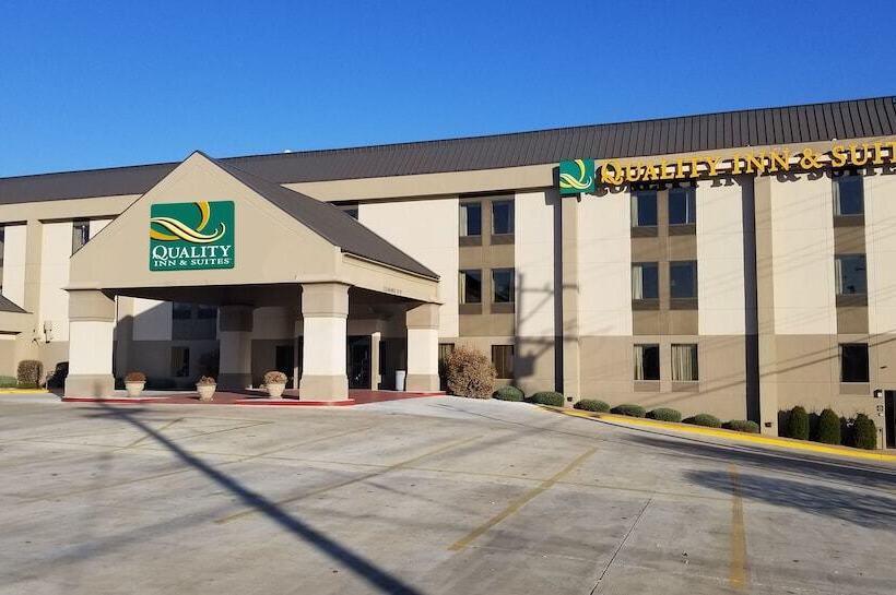 فندق Quality Inn & Suites Quincy  Downtown